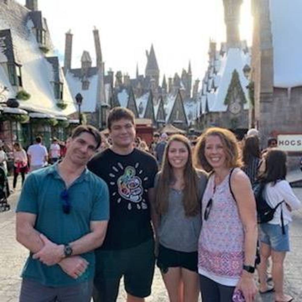 Meet your Posher, Renee